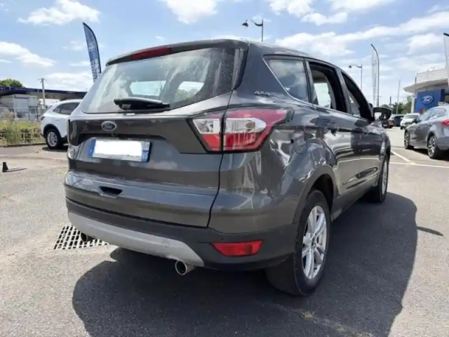 Ford Kuga 2.0 tdci 150ch stop&amp;start titanium 4x4 powershift — photo 2