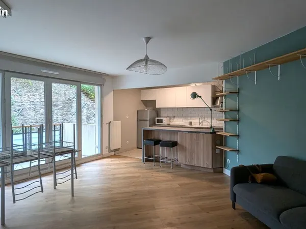 Appartement 3 pièces 64m2 et garage double