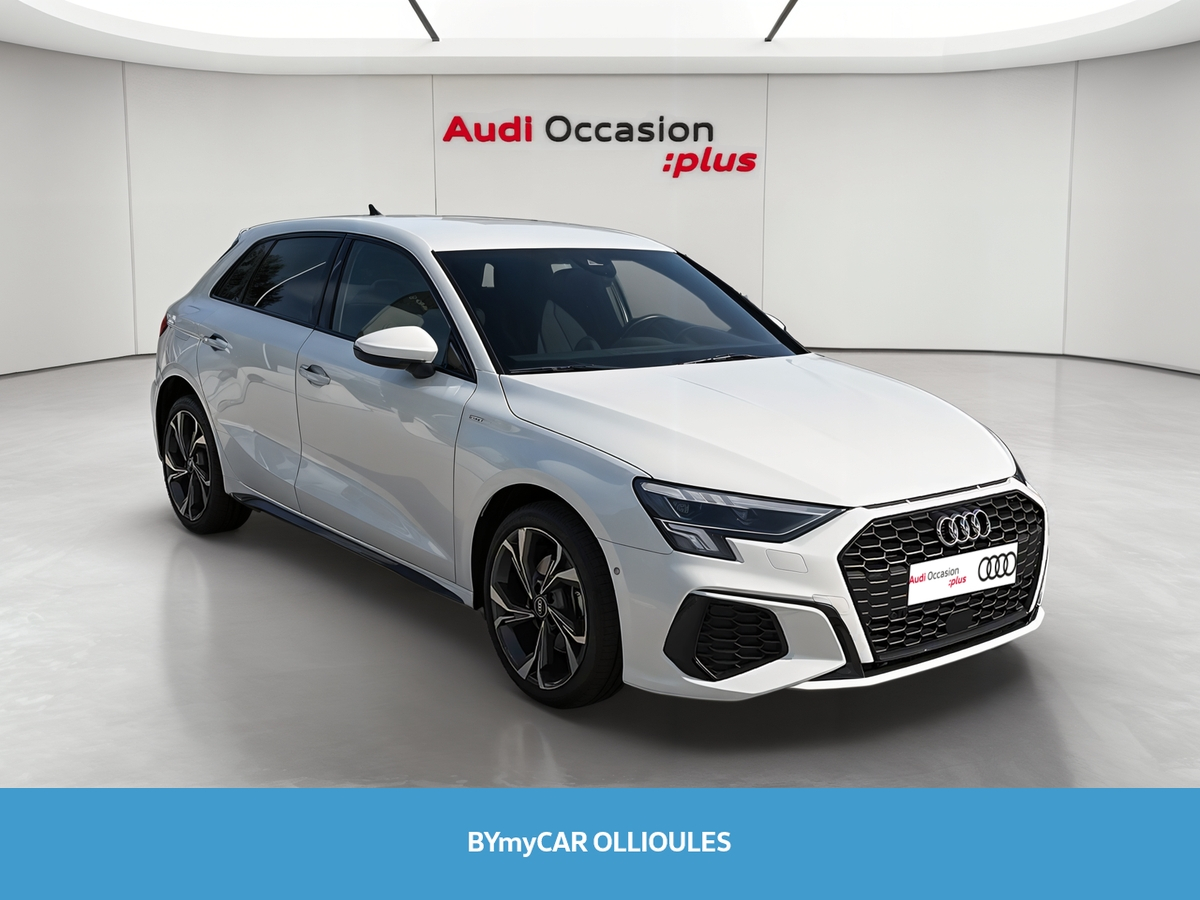 Audi A3 Sportback 40 TFSIe 204 S tronic 6 — photo 7