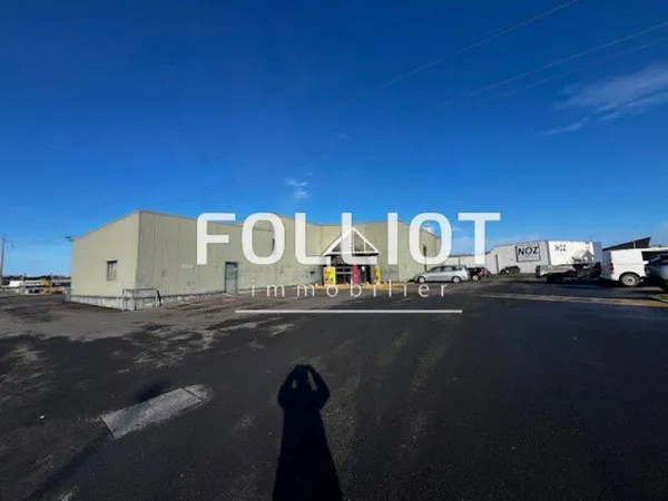 Local commercial 760 m²