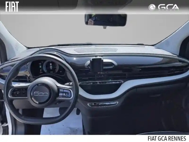 Fiat 500 e 95ch action — photo 8