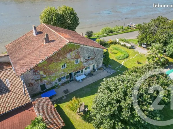 Maison 6 pièces 350 m²