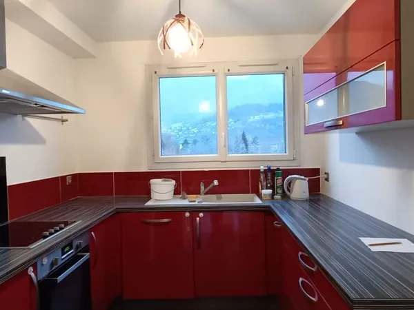 Appartement T4 de 75 m2 800 charges comprises