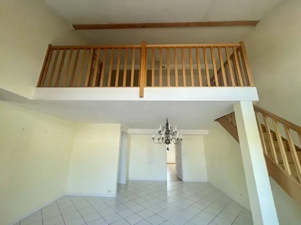 Appartement 3 pièces 104 m²