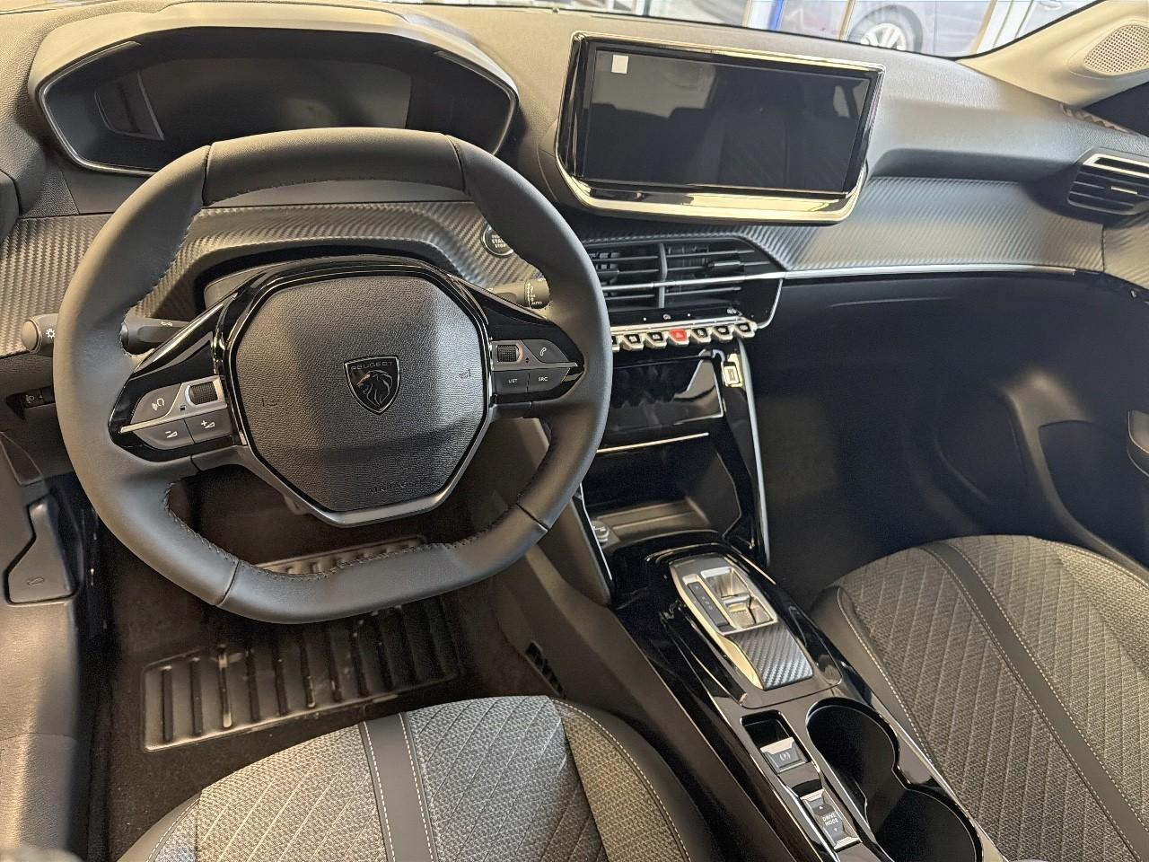 Peugeot 208 hybrid 110 e-dcs6 allure — photo 8