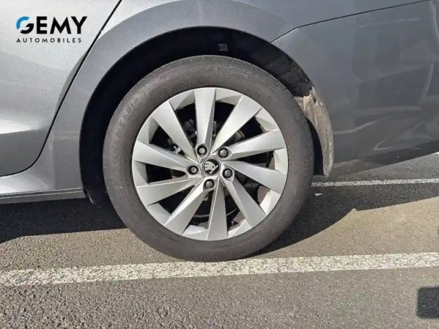 Skoda Octavia combi 2.0 tdi 150 ch scr dsg7 — photo 11