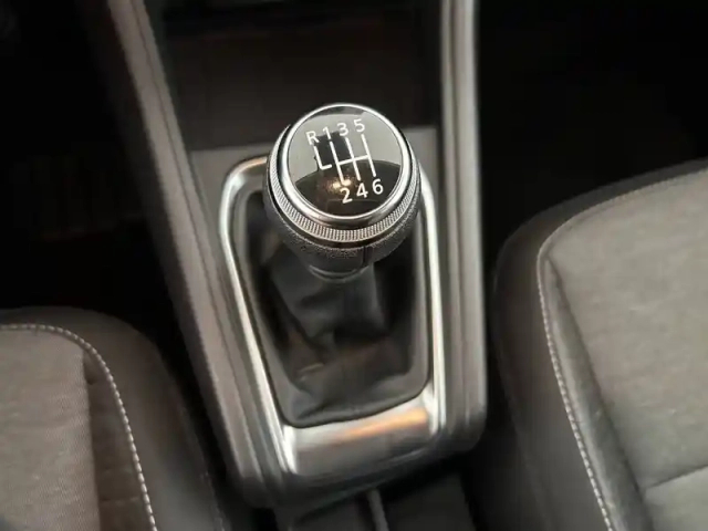 Renault Captur tce 100 gpl — photo 52