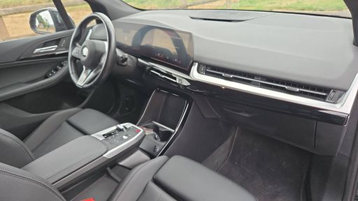 BMW Serie 2 Active Tourer 218i 136 BVA - Luxury – 2023 – 85769 km – Essence – Boîte Automatique — photo 19