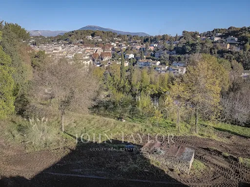 Terrain 2354 m²