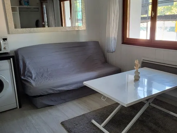 Studio avec parking privé