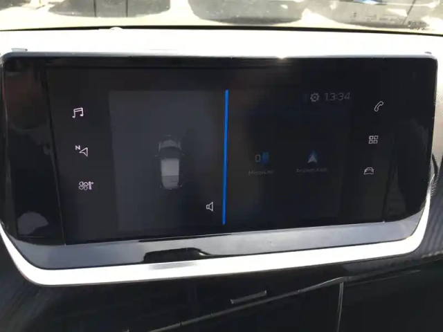 Peugeot 208 puretech 75 s&amp;s bvm5 — photo 20