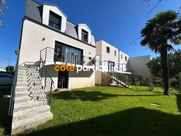 Maison Chennevieres Sur Marne 7 pièce(s) 160.15 m2