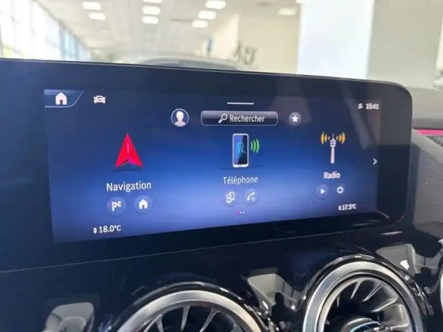 Mercedes Classe B 200 d amg line — photo 20