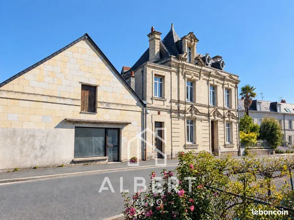 Propriété 6 pièces 184 m²