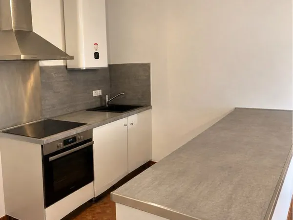 T3 51m² Toulon - La Loubiere