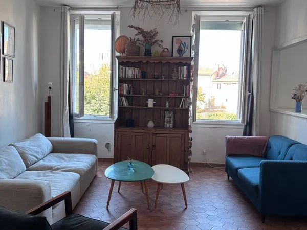 Chambre disponible en colocation - Marseille 3e
