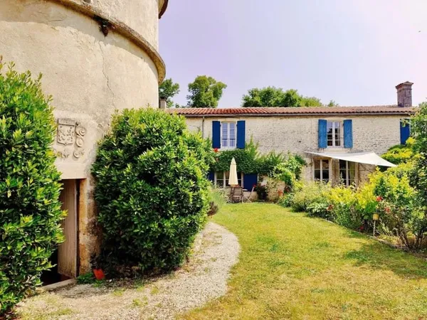 Maison 8 pièces 281 m²