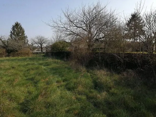 Terrain de 534 m² à MOUGON