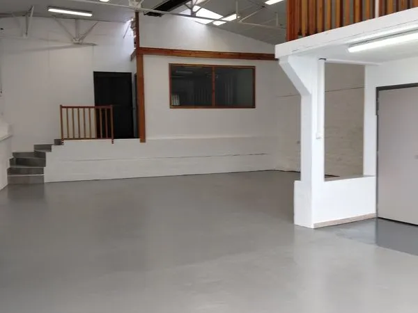 Atelier entrepôt à louer
