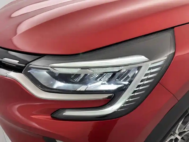 Renault Captur e-tech 145 - 21 — photo 35