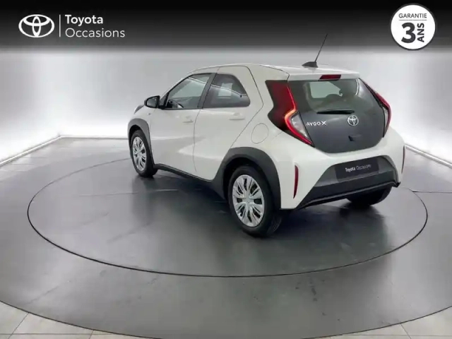 Toyota Aygo X 1.0 vvt-i 72ch dynamic my24 — photo 2