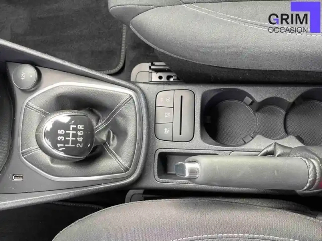 Ford Fiesta 1.0 ecoboost 125 ch s&amp;s mhev bvm6 — photo 10