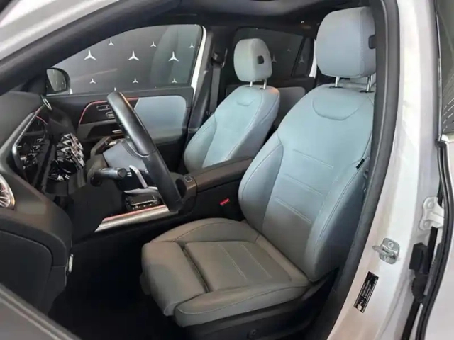 Mercedes Gla 220 d 4matic amg line — photo 31