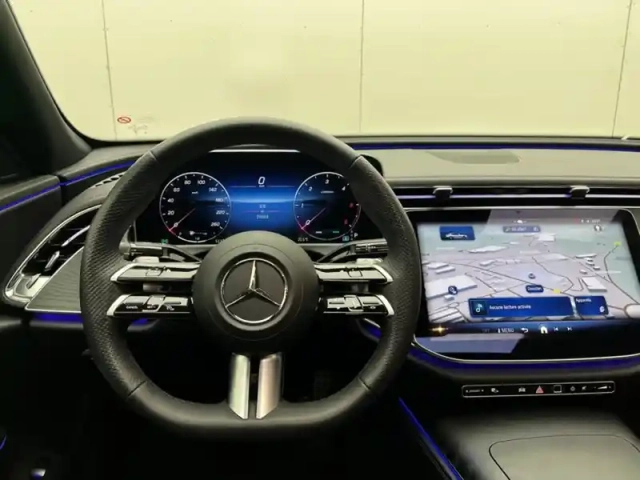 Mercedes Classe E berline 220 d amg line — photo 19