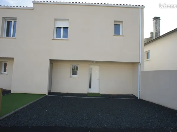 Rare maison T4 à louer bail 3 ans non meublée centre de dompierre sur mer
