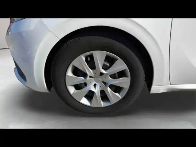 Peugeot 208 1.2 puretech 68ch e6.c like 5p — photo 11