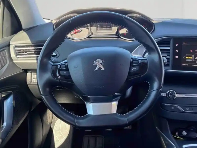 Peugeot 308 1.2 puretech 130ch ?6.c s&amp;s allure — photo 13