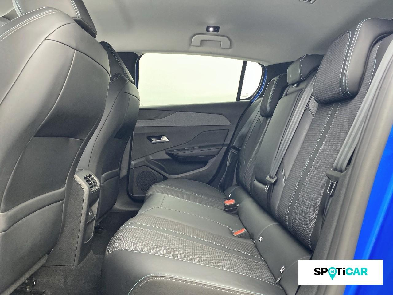 Peugeot 308 1.2 puretech 130ch s&s allure pack — photo 10