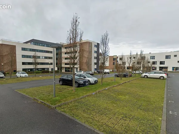 Local commercial 200 m² GUIPAVAS