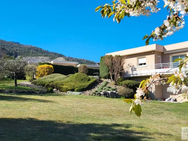 Maison 7 pièces 137 m²