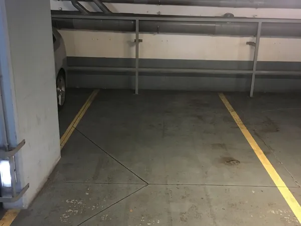 Loue place de parking - Paris 10ème