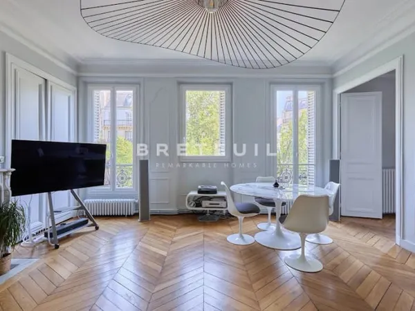 Appartement 4 pièces 126 m²
