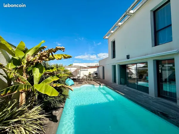 Maison contemporaine T4 de 112 m² - Piscine - Quartier de Tasdon