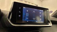 Peugeot 2008 1.2 PureTech 100ch S&S Allure — photo 19
