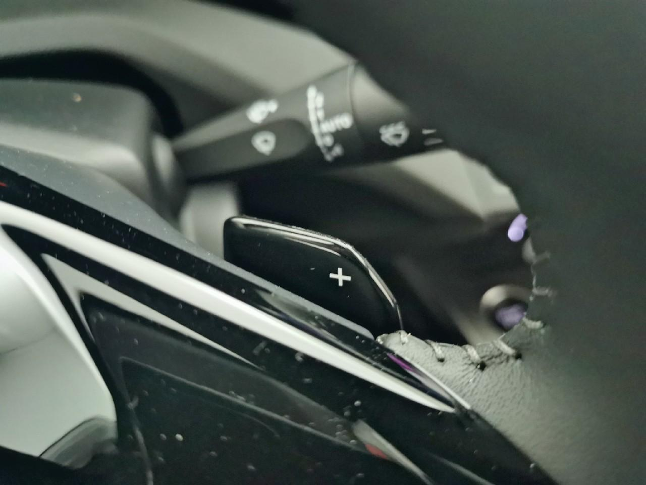Peugeot 308 sw hybrid 145 e-dcs6 style — photo 38