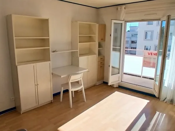 Location F1 31 m² CHRU LES CEZEAUX