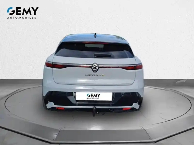 Renault Megane e-tech ev60 220 ch optimum charge — photo 5