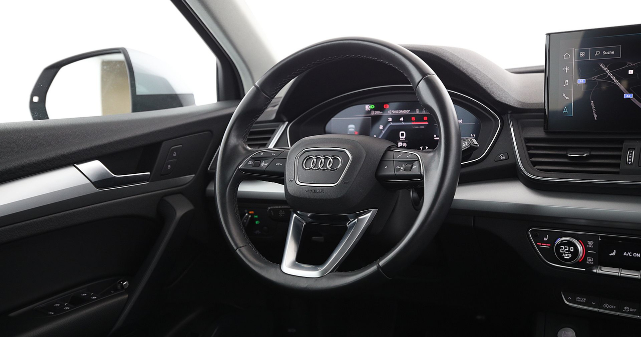 Audi Q5 — photo 17