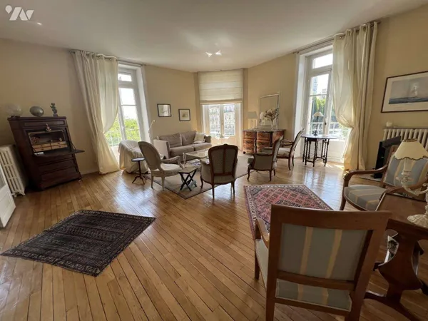Appartement 5 pièces 125 m²