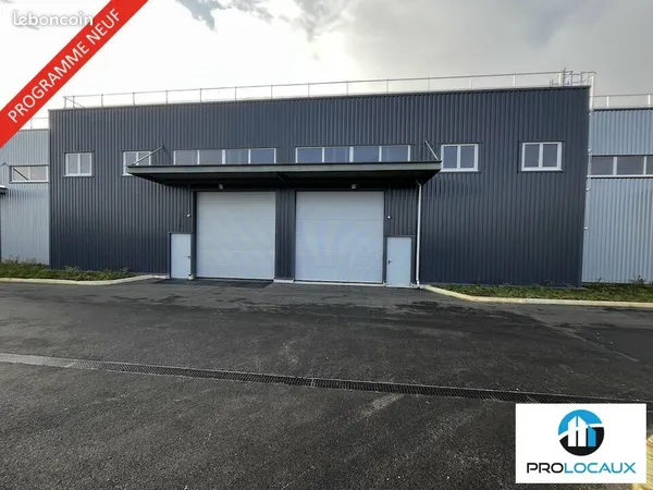 LOCAL D'ACTIVITE 390 m² SACY LE GRAND