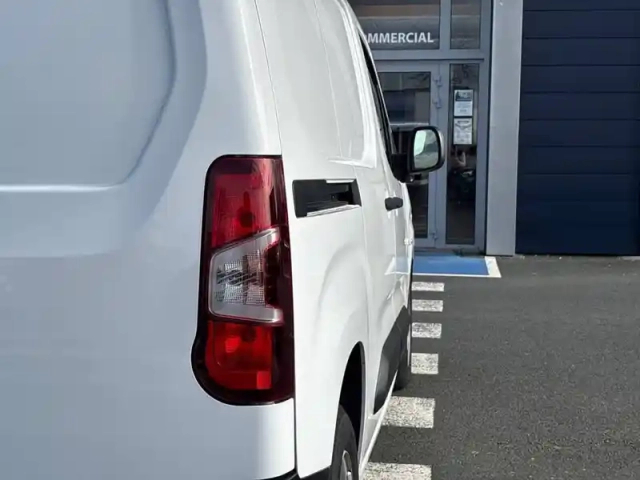 Opel Combo cargo m 650 kg bluehdi 100 s&amp;s bvm6 — photo 57