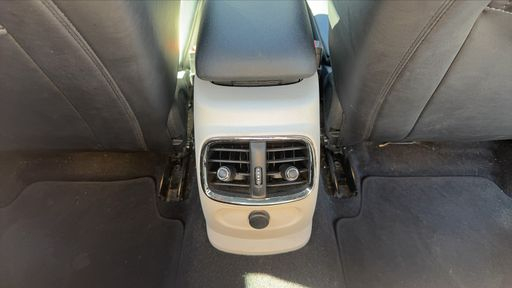 Mini Clubman 1.5 Cooper 136 - Hyde Park – 2017 – 109136 km – Essence – Boîte Manuelle — photo 8