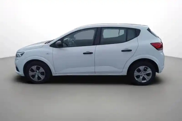 Dacia Sandero sce 65 — photo 3