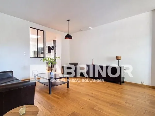 Adorable maison 1930 entièrement rénovée proche de tout