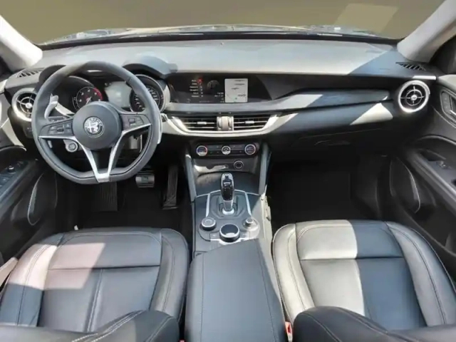 Alfa Romeo Stelvio 2.2 190 ch lusso 2wd bva8 — photo 11