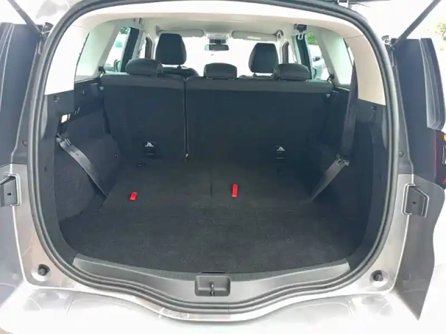 Renault Scenic grand  tce 140 edc — photo 18